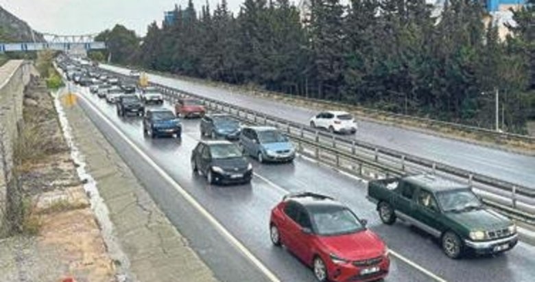 Bodrum’a 24 saatte 10 bin araç girişi