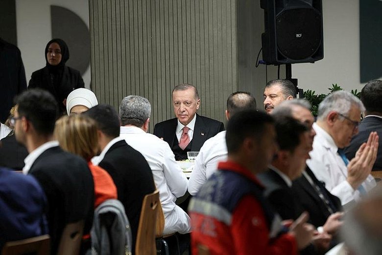 Sağlıkçılarla iftar programında Başkan Erdoğan’dan önemli açıklamalar