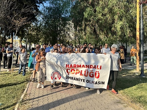 İzmirlilerden ‘Harmandalı çöplüğü’ kapatılsın eylemi