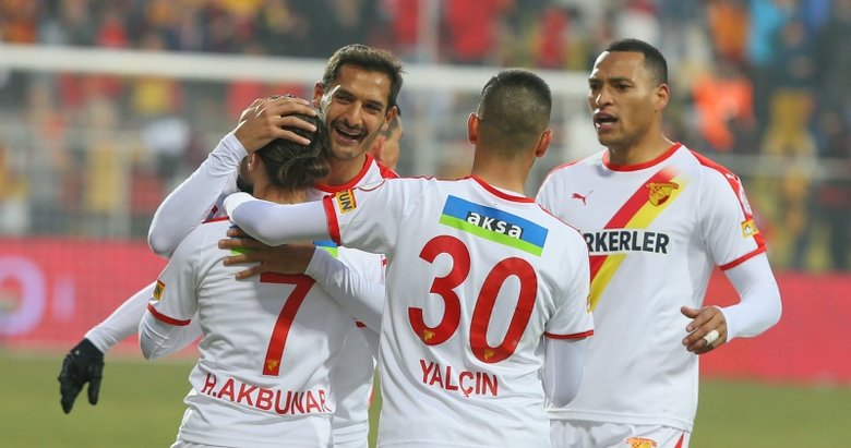 Şimdi sıra Kartal’da