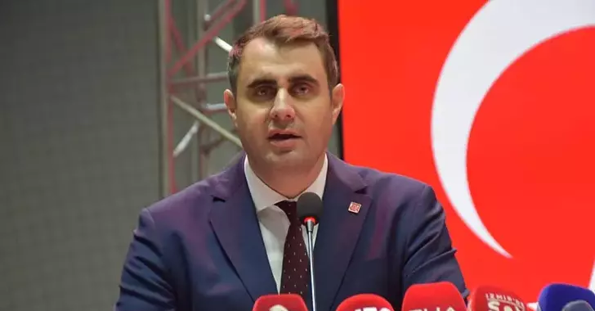 CHP İzmir örgütünde istifa krizi büyüyor