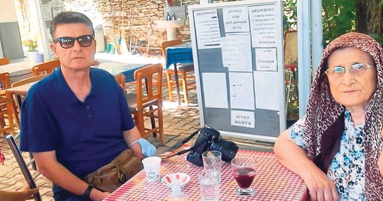 Annesizliğin takvimdeki en zor ve yalnız günü...
