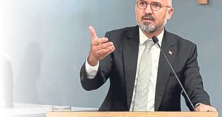 AK Parti’den CHP’li Özkan’a: İzmir’i tanımak isterse tanıtırız