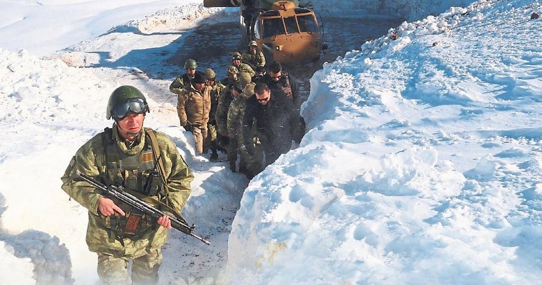 Sınırlar Mehmetçiğe emanet