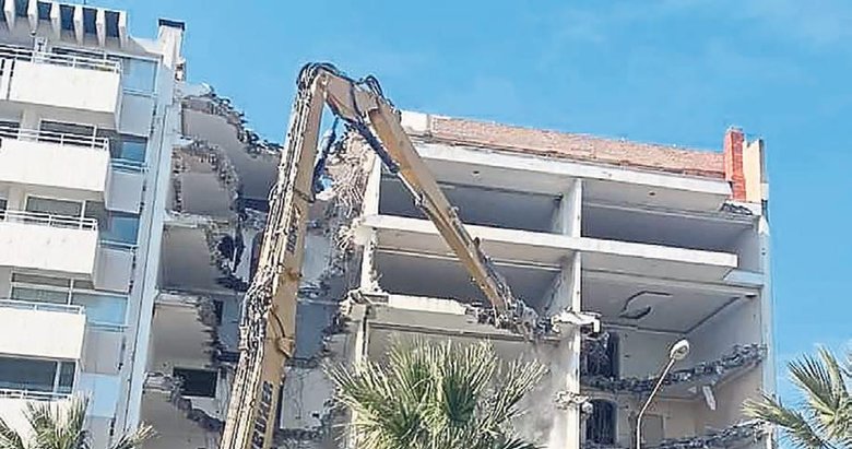 1922’den beri İzmir’i yıkıyorlar