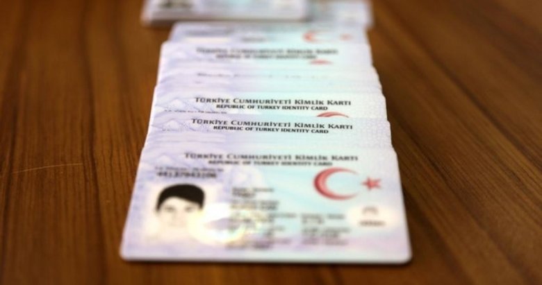 Kimliğinde fotoğraf olmayanlar dikkat! Bakanlık duyurdu