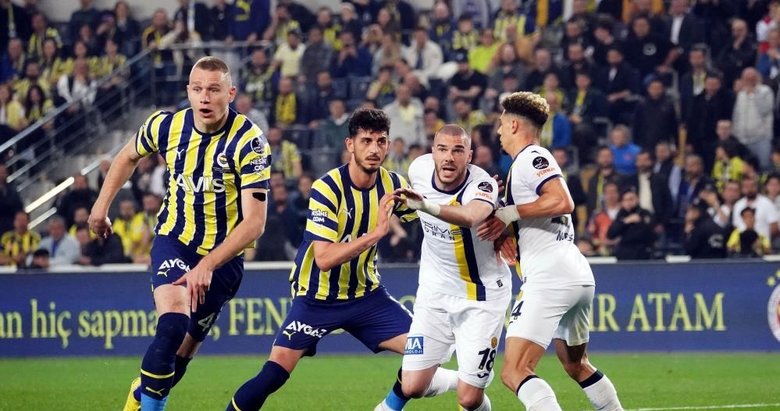 Son Dakika... Fenerbahçe geriden gelip 2-1 kazandı
