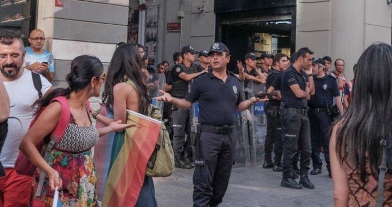 Boğaziçi Üniversitesi LGBT Kulübü’nden İstiklal Marşı’na saldırı