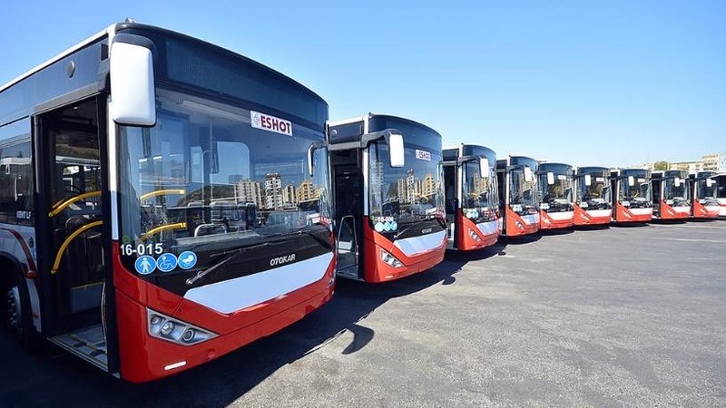 Izmir De Izban Otobus Tramvay Ve Vapur Saatleri Degisti Toplu Yasimaya Koronavirus Ayari Iste Sefer Saatleri