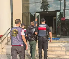 60 ayrı suçtan aranıyordu! İzmir’de JASAT kıskıvrak yakaladı