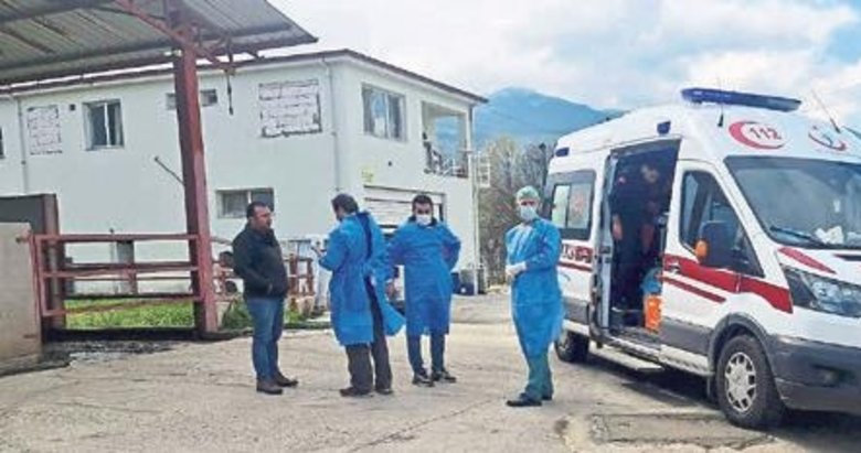 Yem karma makinesine düşen işçi kurtarılamadı