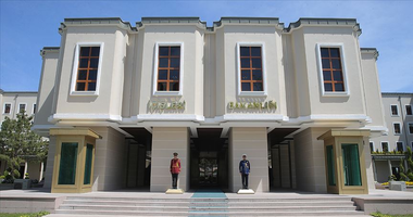 Bakanlık duyurdu! Kırmızı bültenle aranan 13 suçlu yakalandı