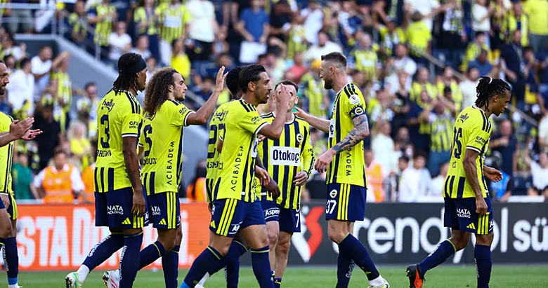 Fener istatistiklerde lider