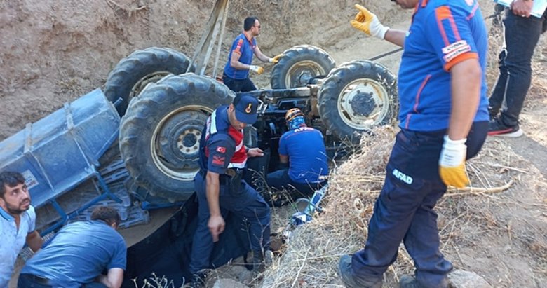 Bozdoğan’da traktör kazası: Ölü ve yaralılar var