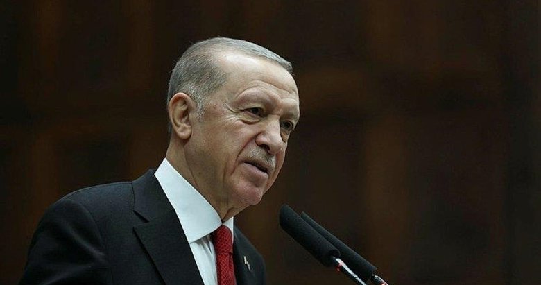 Başkan Erdoğan’dan Beşiktaş Başkanı Hasan Arat’a tebrik telgrafı