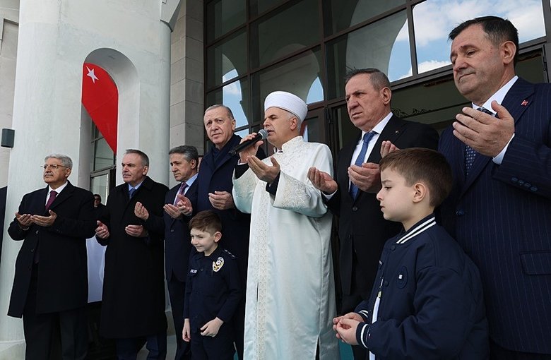 Başkan Erdoğan: Değerlerimize sahip çıkacağız