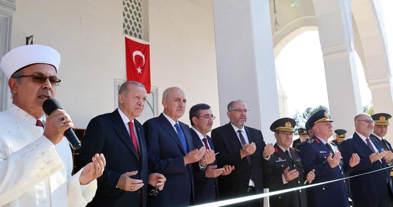 Başkan Erdoğan, Kara Harp Okulu Camisi’nin açılışına katıldı