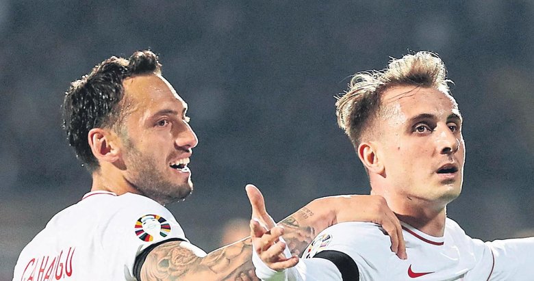 İzmir’de milli şölen