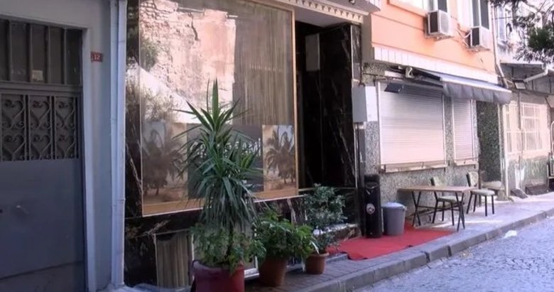 Otel odasında şüpheli ölüm: Hollandalı kardeşler ölü bulundu: Baba tedavi altında