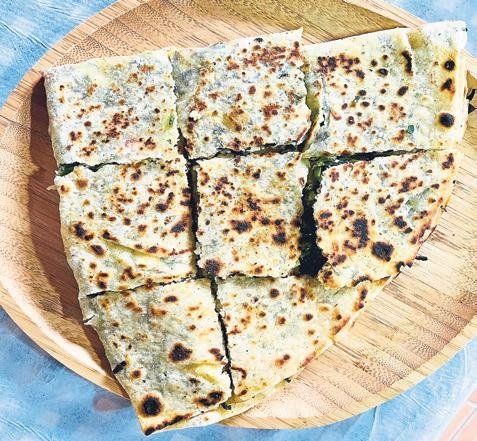 Karaburun’da köylü kahvaltısı