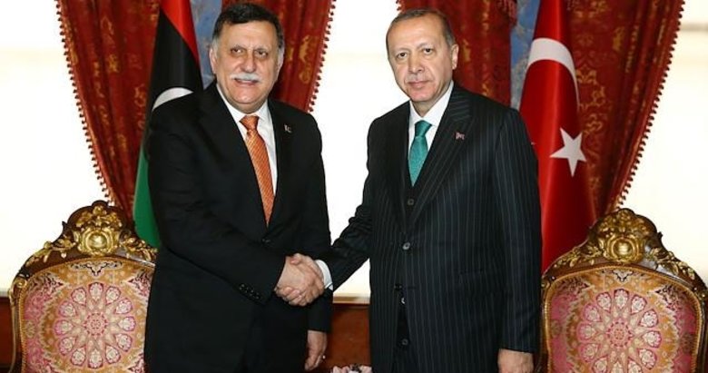 Başkan Erdoğan, Fayiz Mustafa es-Serrac ile Dolmabahçe’de görüştü