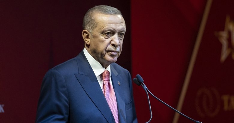 Başkan Erdoğan, vefatının 10. yılında halk ozanı Neşet Ertaş’ı andı