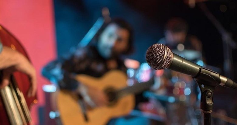 İzmir’de müzik yasağı saatinde yeni düzenleme