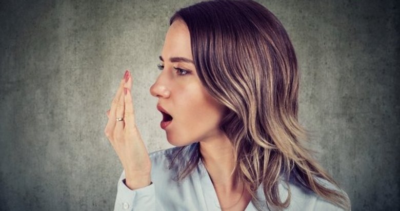 Neden ağzımız kokar? Ağız kokusunun nedenleri neler? İşte ağız kokusunun az bilinen nedenleri...