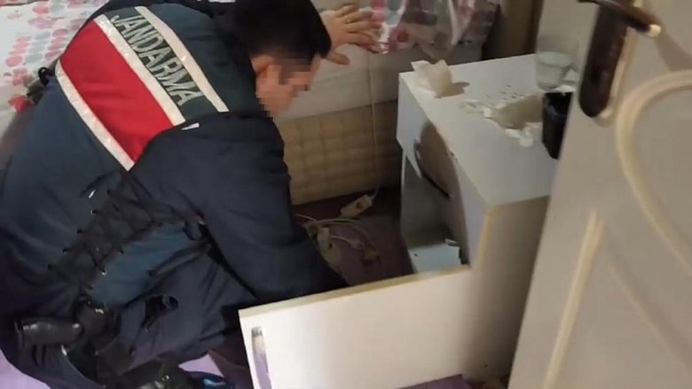 Kazıda define bulduk yalanıyla 55 bin dolar dolandırdılar