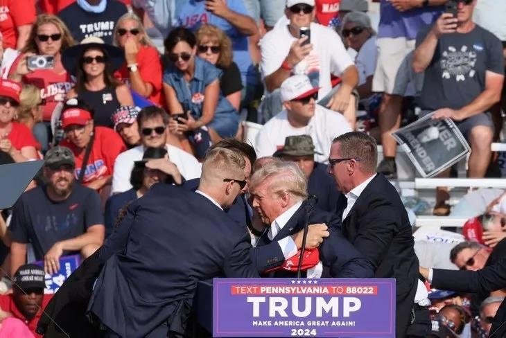 Başkan Erdoğan’dan Donald Trump’a geçmiş olsun mesajı: Suikast girişimini şiddetle kınıyorum.