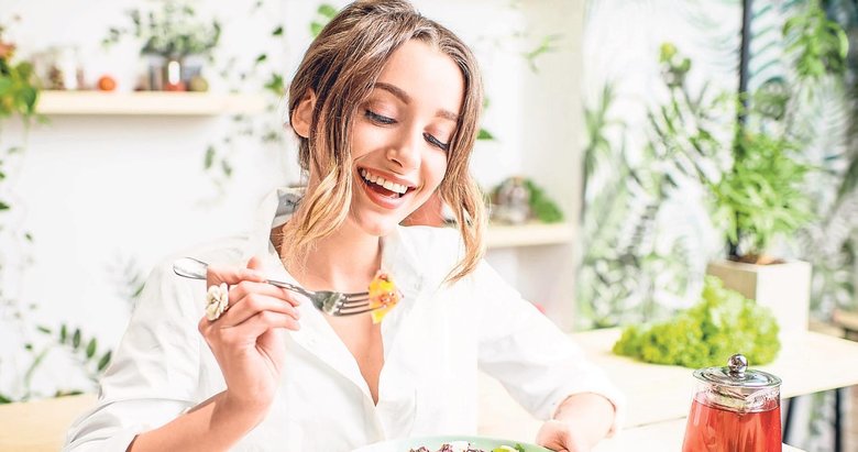 Sağlığınızın sigortası havuç, brokoli, elma