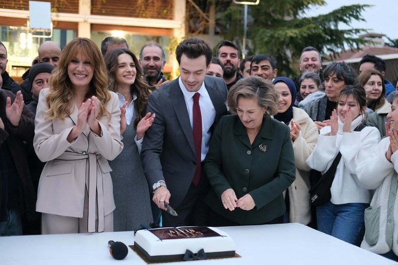 Altın Kafes’le yeni bir hikaye geliyor