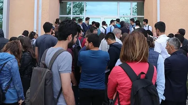 universite-kayitlari-ne-zaman-yapilacak-e-devlet-universite-e-kayit-asamalari-nasil-yapilir-1787052219709.png