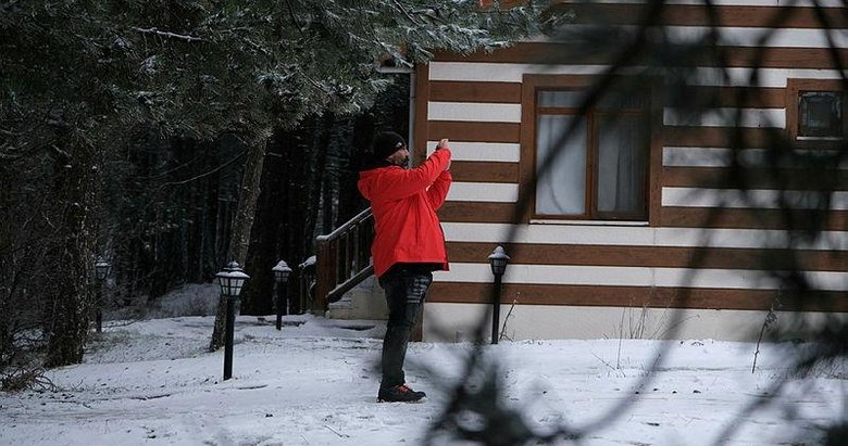 Manisa’nın Spil Dağı karla kaplandı! Vatandaşlar akın etti, konaklama tesisi doldu