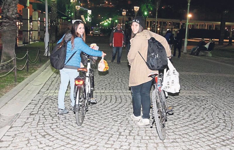 Evsizlere Sibel Den Corba Mirasi Izmir Haberleri