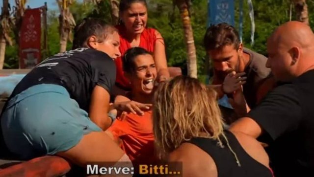 Survivor’a veda eden Merve Aydın oğluna kavuştu