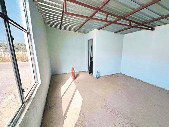 Kaçak yapıda yangın musluğu şoku