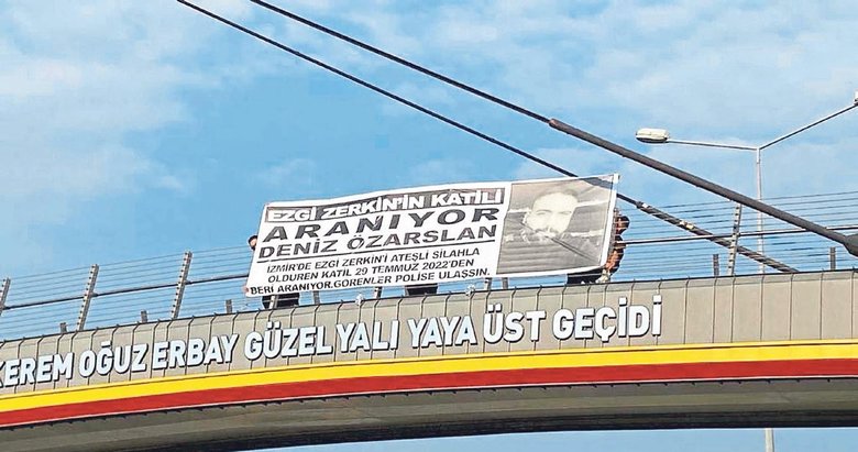 Kızının katilini pankartla arıyor