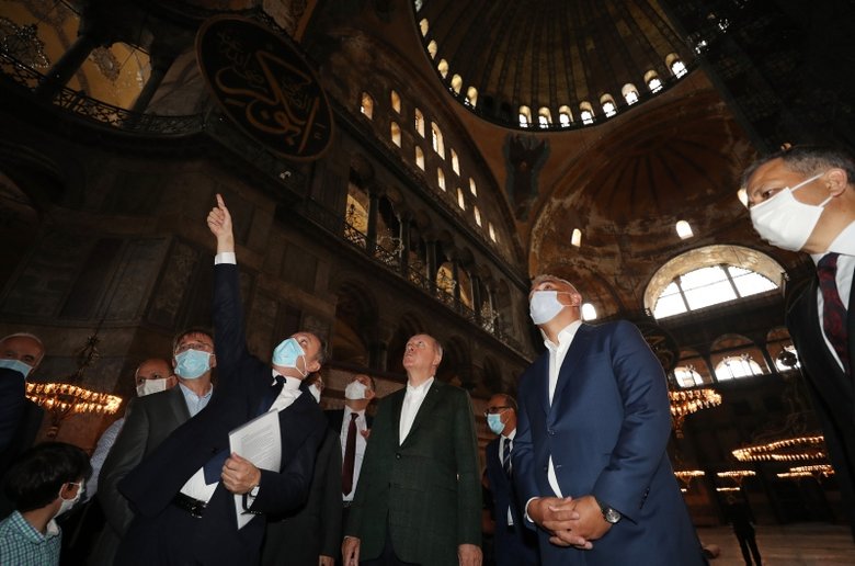 Son dakika: Başkan Recep Tayyip Erdoğan Ayasofya Camii’nde incelemelerde bulundu