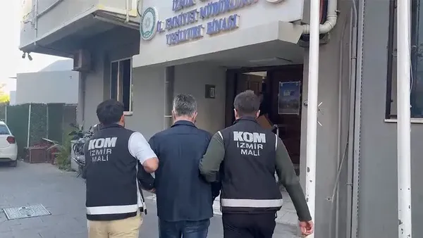 son-dakika-izmirde-bayrakli-belediyesine-operasyon-onceki-donem-belediye-baskani-serdar-sandal-ve-5-kisi-tutuk-1791566829405.png