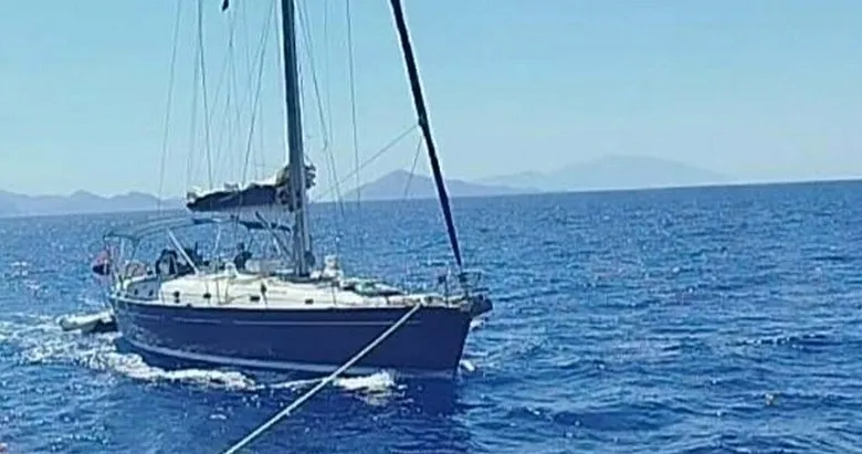Marmaris’te kurtarma operasyonu! Yelkenli yatta sürüklendiler