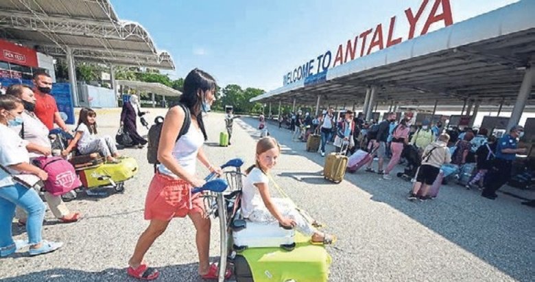 Alman turistler ülkemizi tercih ediyor