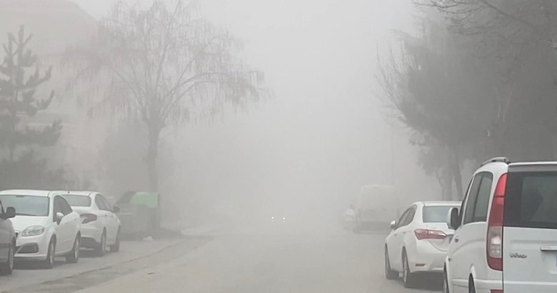 Afyonkarahisar’da yoğun sis