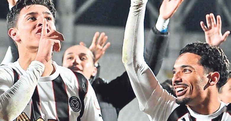 Manisa FK Play-Off aşkına