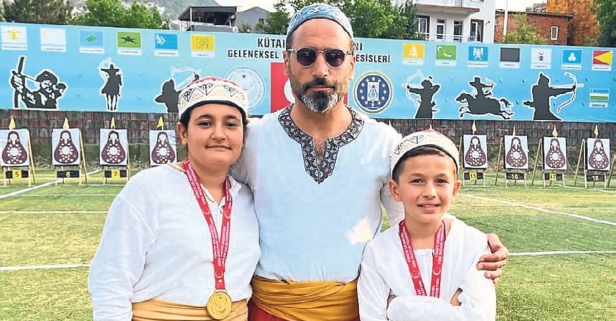 Aydınlı minik okçular finallerde gururlandırdı