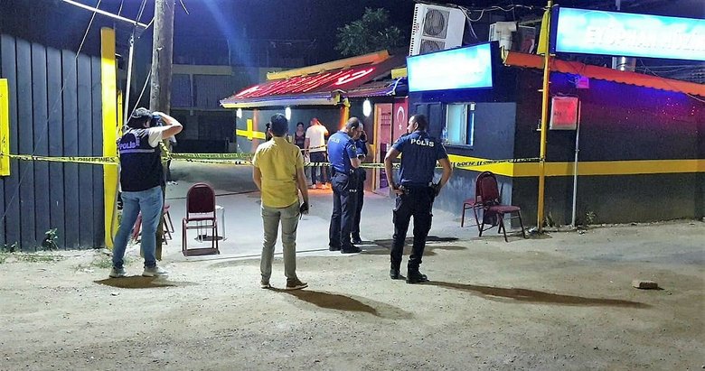 Denizli’de, gazino önünde silahlı çatışma: Ölü ve yaralılar var