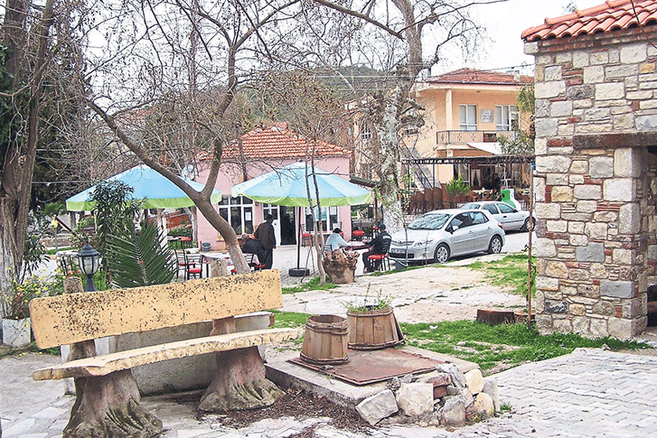 Urla’nın şirin köyü Özbek