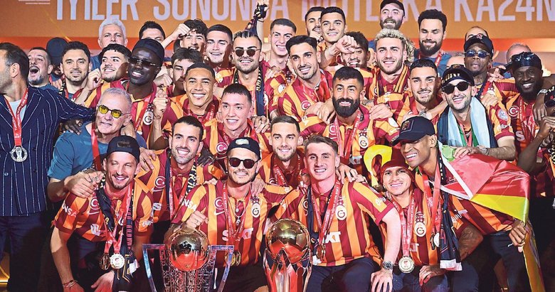 Çifte kupalı şampiyon