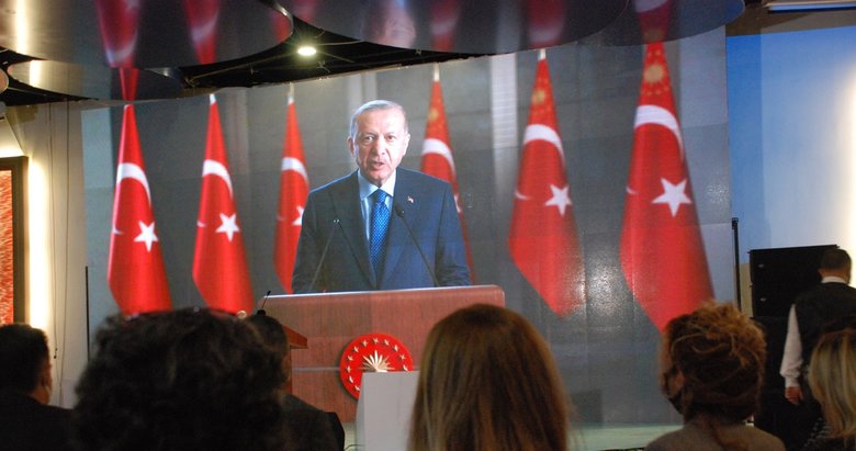 Başkan Erdoğan İzmir’de partililere seslendi: ’Bu hikayenin kahramanları sizlersiniz’