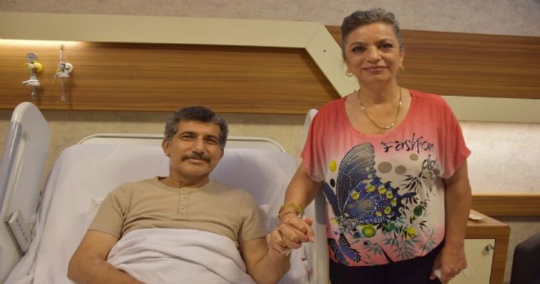 Aile hekimi, ablasının böbreğiyle hayata tutundu
